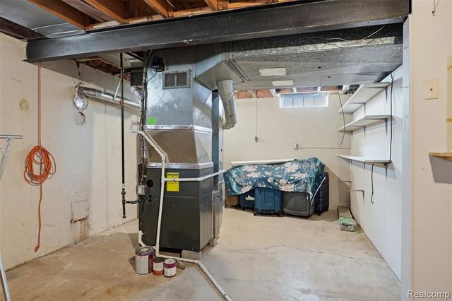 27847 Audrey Avenue, Warren, MI 48092