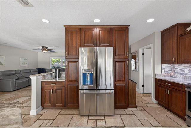 5401 PILOTS PLACE, New Port Richey, FL 34652