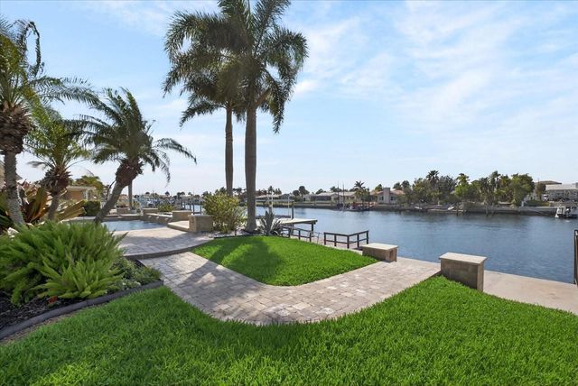 5401 PILOTS PLACE, New Port Richey, FL 34652