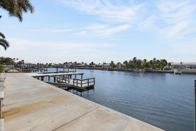 5401 PILOTS PLACE, New Port Richey, FL 34652