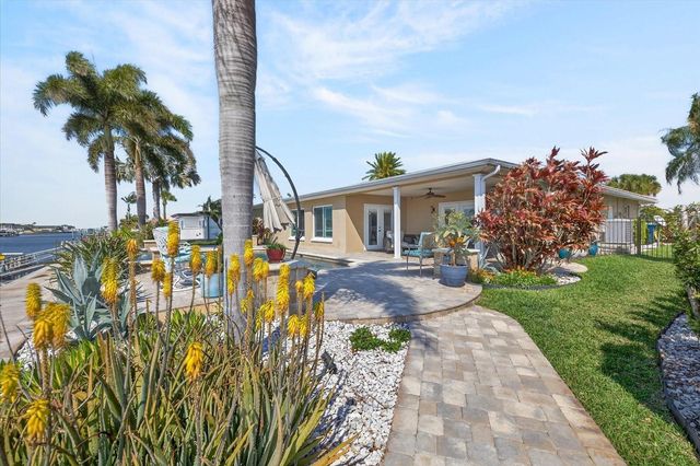 5401 PILOTS PLACE, New Port Richey, FL 34652