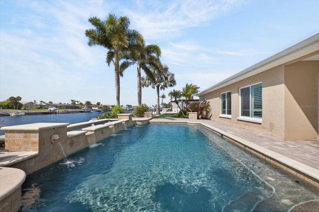 5401 PILOTS PLACE, New Port Richey, FL 34652