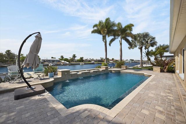 5401 PILOTS PLACE, New Port Richey, FL 34652