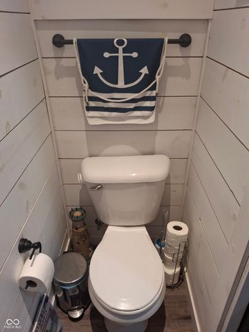 102 N Warren Street, West Lebanon, IN 47991