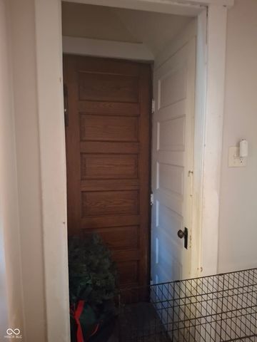 102 N Warren Street, West Lebanon, IN 47991