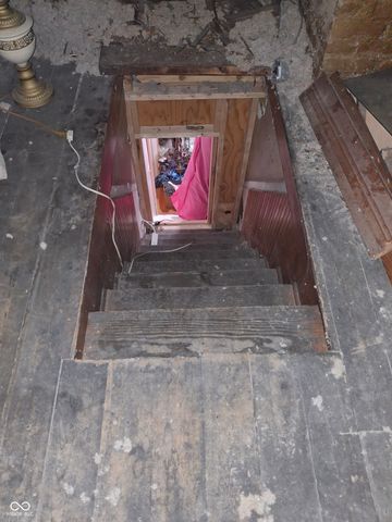 102 N Warren Street, West Lebanon, IN 47991