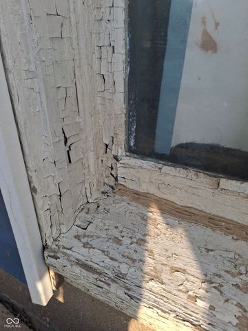 102 N Warren Street, West Lebanon, IN 47991