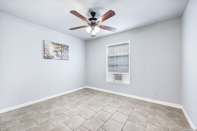 139 W ACADEMY ST, San Antonio, TX 78226
