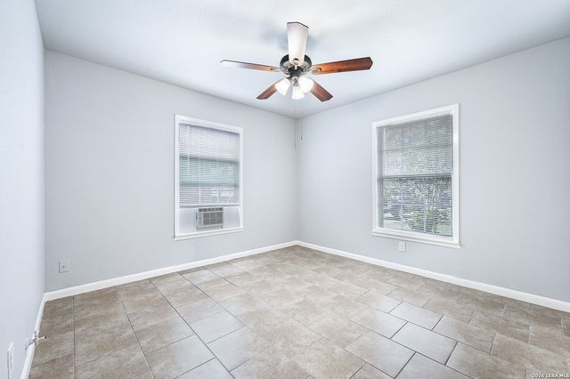 139 W ACADEMY ST, San Antonio, TX 78226