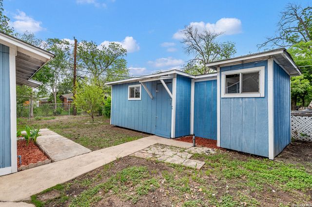 139 W ACADEMY ST, San Antonio, TX 78226