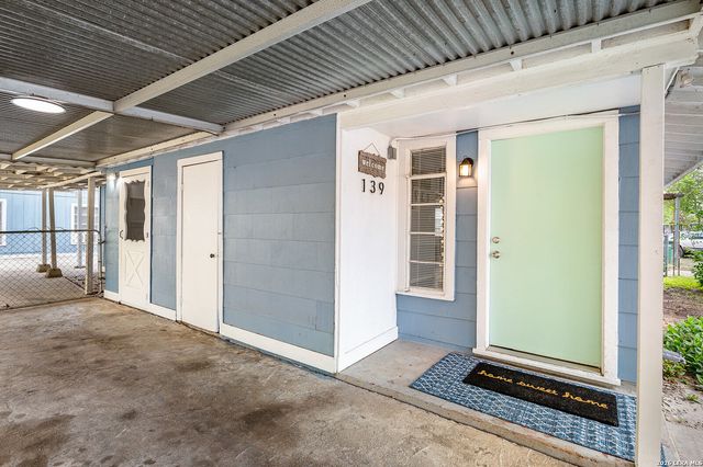 139 W ACADEMY ST, San Antonio, TX 78226