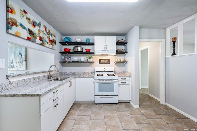 139 W ACADEMY ST, San Antonio, TX 78226