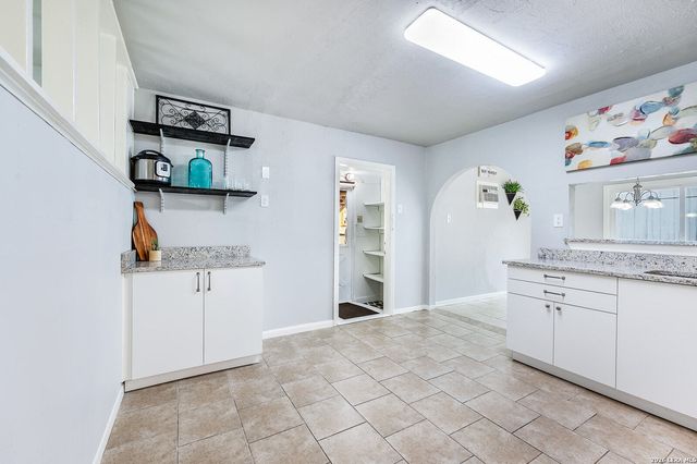 139 W ACADEMY ST, San Antonio, TX 78226