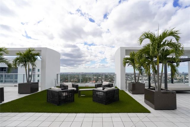 1010 SW 2nd Ave 909, Miami, FL 33130