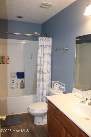 305 Trappers Road, Hubert, NC 28539