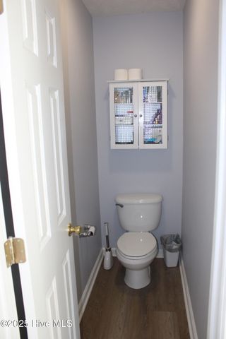 305 Trappers Road, Hubert, NC 28539