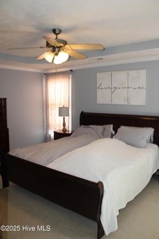 305 Trappers Road, Hubert, NC 28539