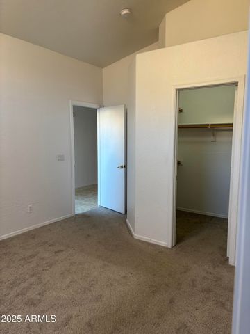 2221 E UNION HILLS Drive 165, Phoenix, AZ 85024