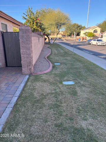 2221 E UNION HILLS Drive 165, Phoenix, AZ 85024