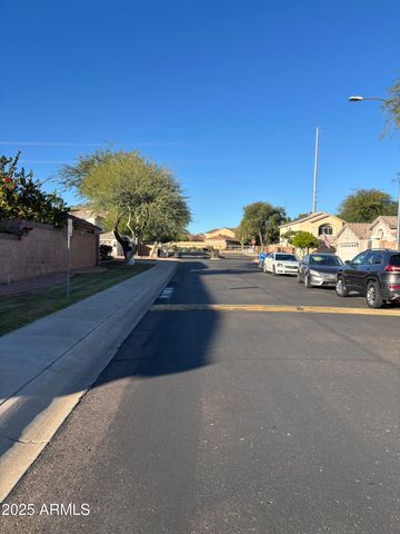 2221 E UNION HILLS Drive 165, Phoenix, AZ 85024