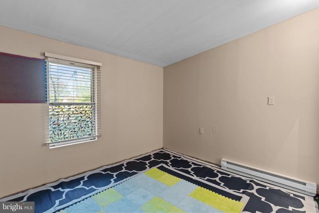 129 BLAKE AVE, Jenkintown, PA 19046
