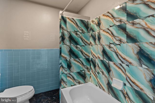 129 BLAKE AVE, Jenkintown, PA 19046