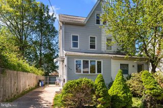 129 BLAKE AVE, Jenkintown, PA 19046