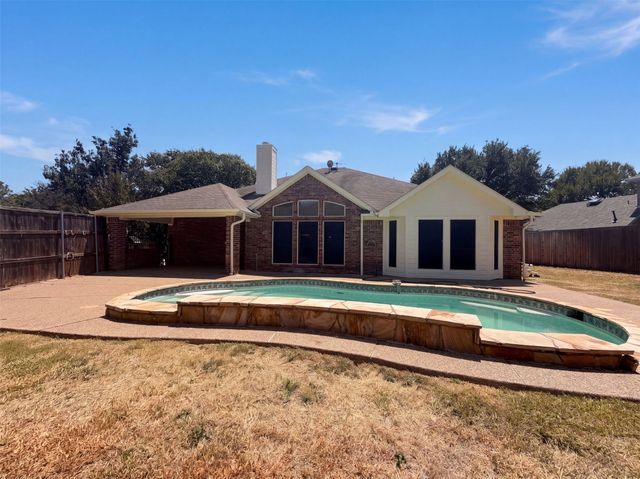 6 Cimarron Court, Trophy Club, TX 76262