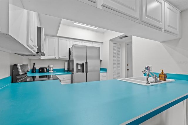 308 MARINER DRIVE 308, Tarpon Springs, FL 34689
