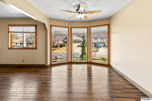 11123 Washington Street, Omaha, NE 68137