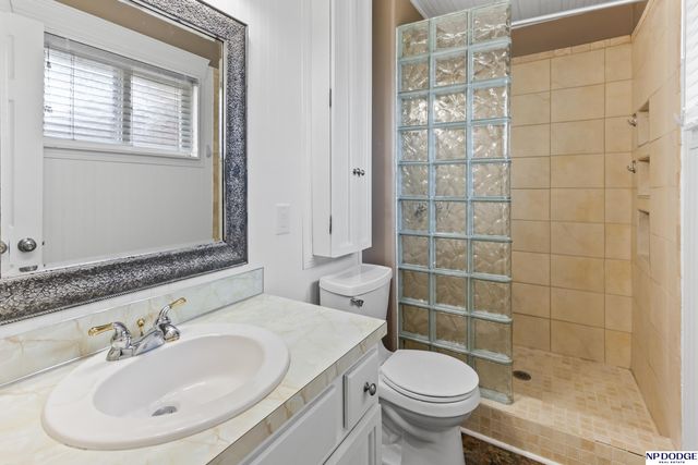 11123 Washington Street, Omaha, NE 68137