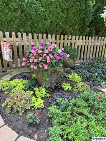 11123 Washington Street, Omaha, NE 68137