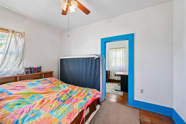 7771 13th Ave Drive, Belle Plaine, IA 52208