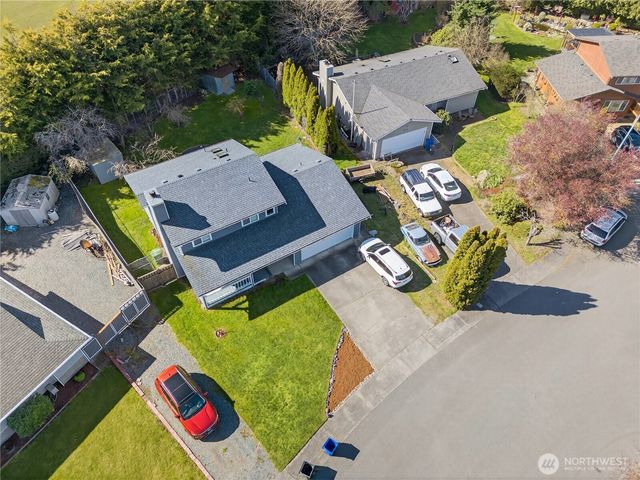 861 NW Haslo Pl, Oak Harbor, WA 98277