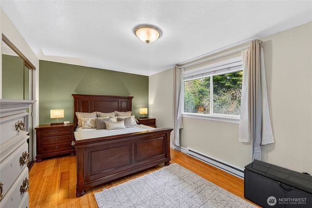 861 NW Haslo Pl, Oak Harbor, WA 98277