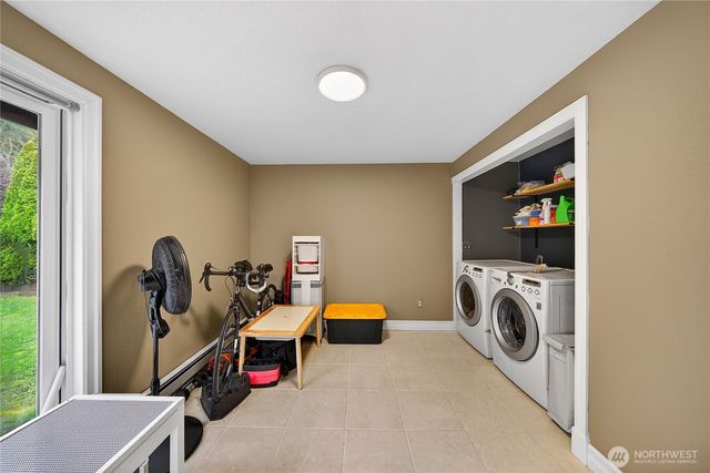 861 NW Haslo Pl, Oak Harbor, WA 98277