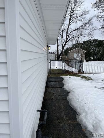 6612 Bishopp Road, Rome, NY 13440