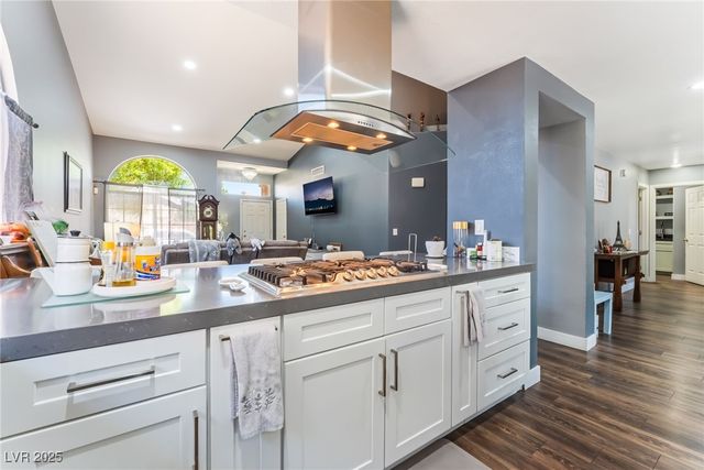 6311 American Beauty Avenue, Las Vegas, NV 89142