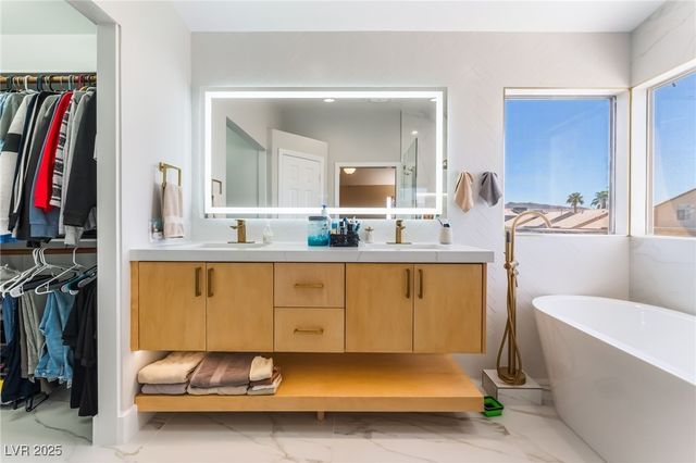 6311 American Beauty Avenue, Las Vegas, NV 89142