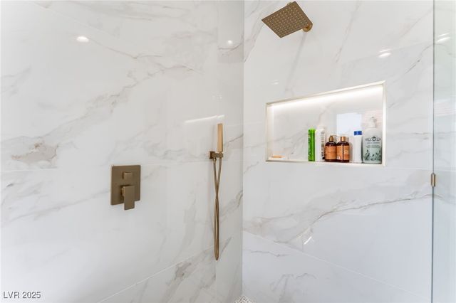 6311 American Beauty Avenue, Las Vegas, NV 89142