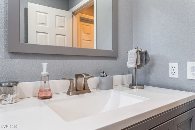 6311 American Beauty Avenue, Las Vegas, NV 89142