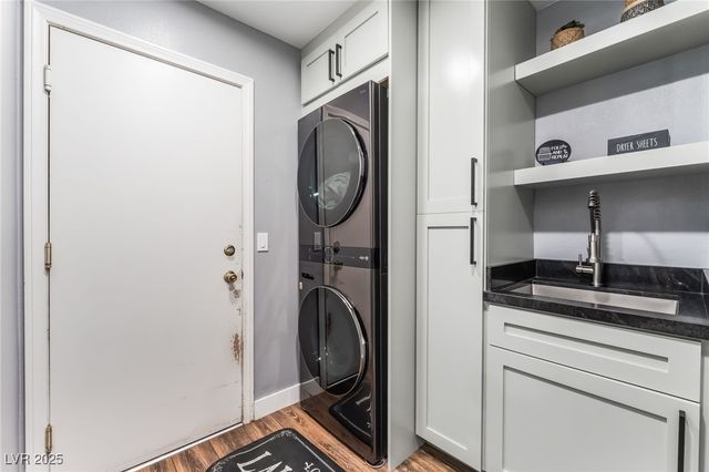 6311 American Beauty Avenue, Las Vegas, NV 89142