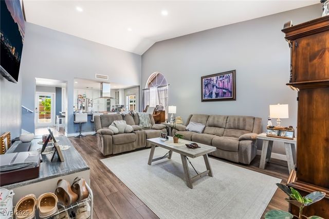 6311 American Beauty Avenue, Las Vegas, NV 89142