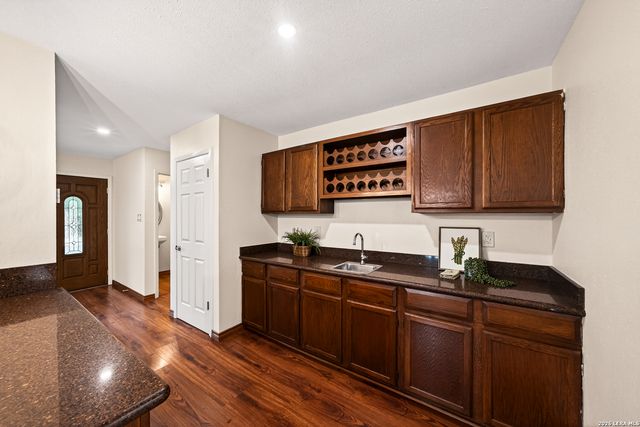 6007 Merrimac Cv, San Antonio, TX 78249