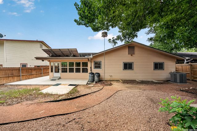 6007 Merrimac Cv, San Antonio, TX 78249