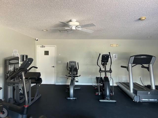 1000 Country Club Drive 403, Margate, FL 33063