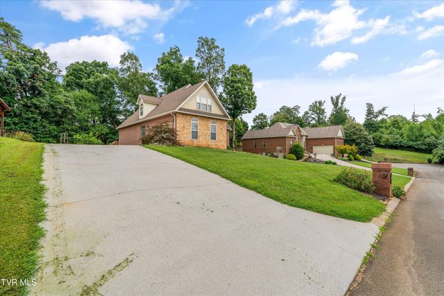 1414 Andera Drive, Maryville, TN 37801