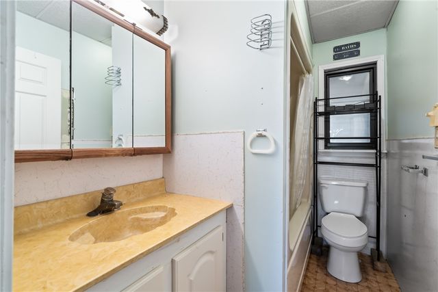 22132 Ray Wc 4425 Road, Evansville, AR 72948