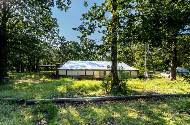 22132 Ray Wc 4425 Road, Evansville, AR 72948