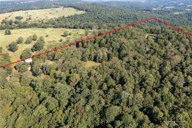 22132 Ray Wc 4425 Road, Evansville, AR 72948